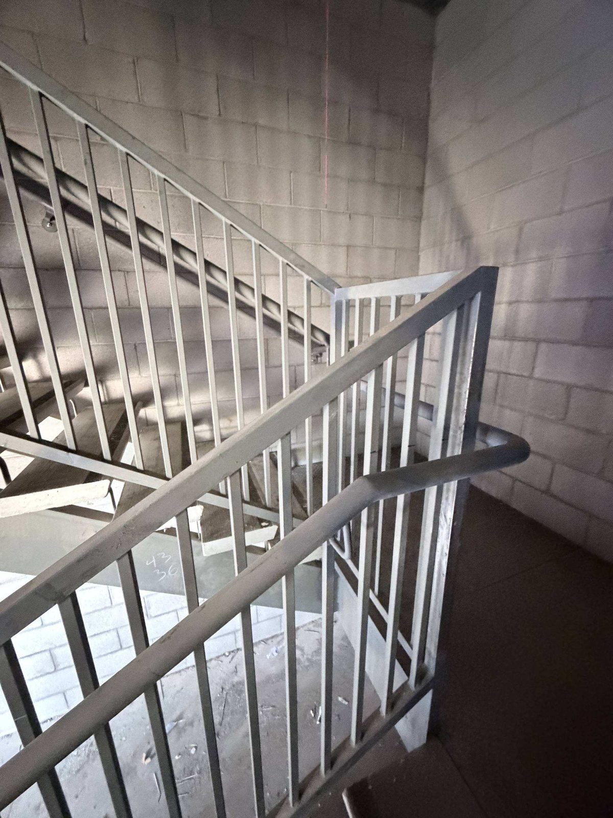 Stair landing guardrail detail